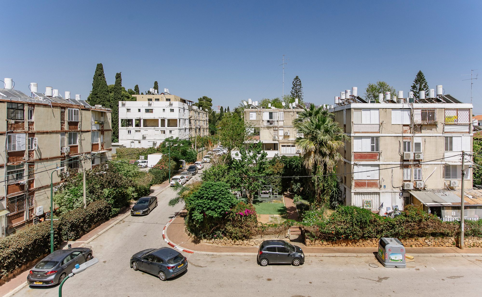 הבשן - 4