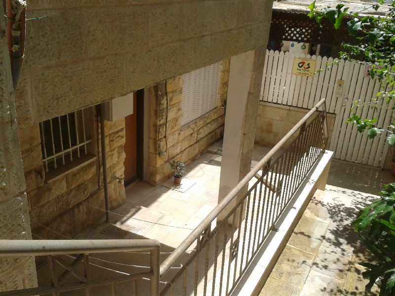 ארלוזורוב  - 6