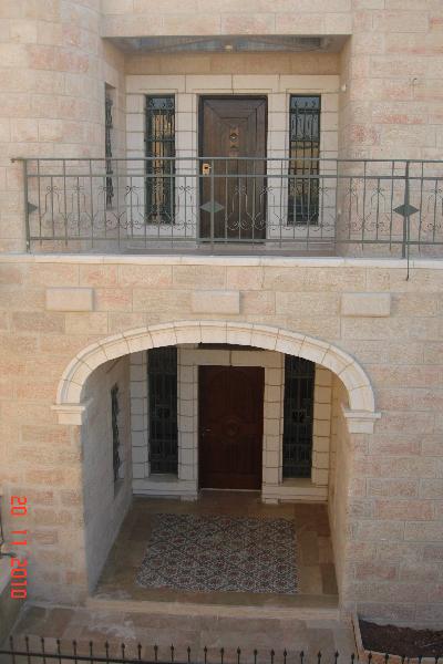 נווה אילן - 13
