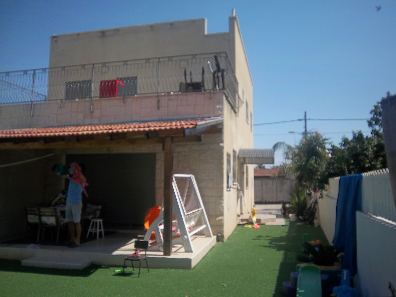 האלונים - 4