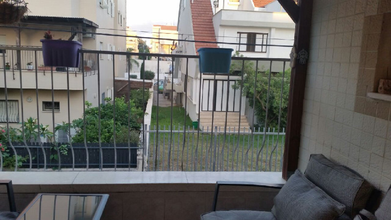 הראשונים - 3
