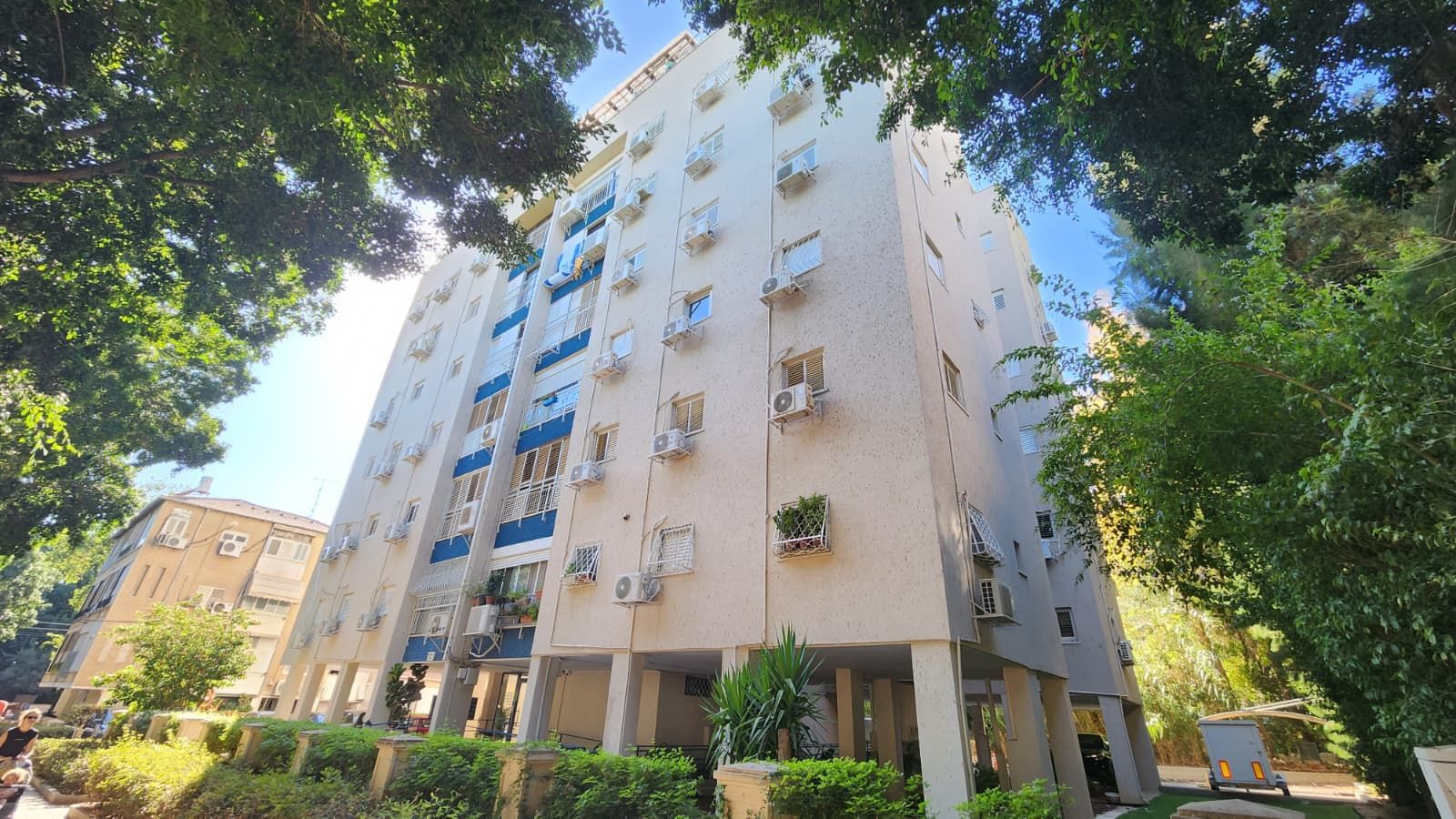 אקסטרה מייל | קשרי נדל״ן