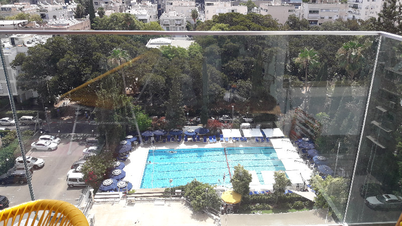 אורי - 3