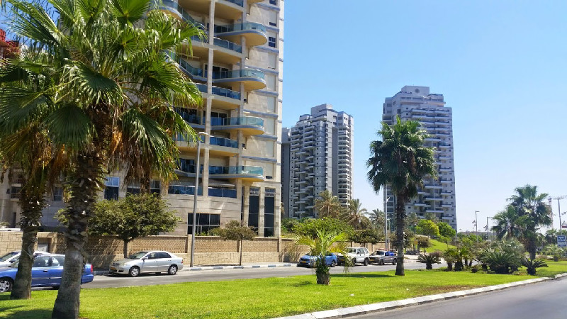 הנביאים - 13