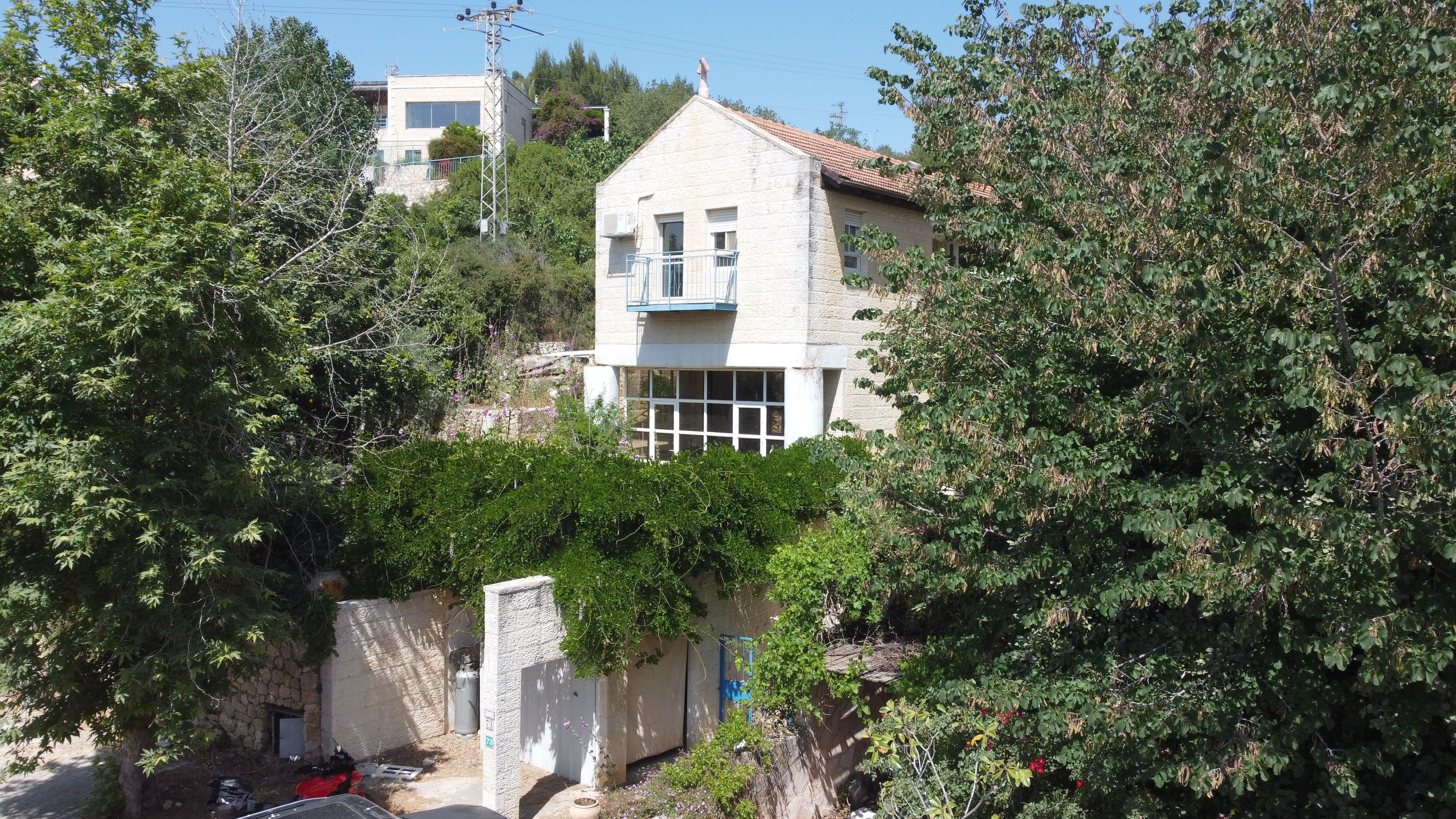 האלון - 25