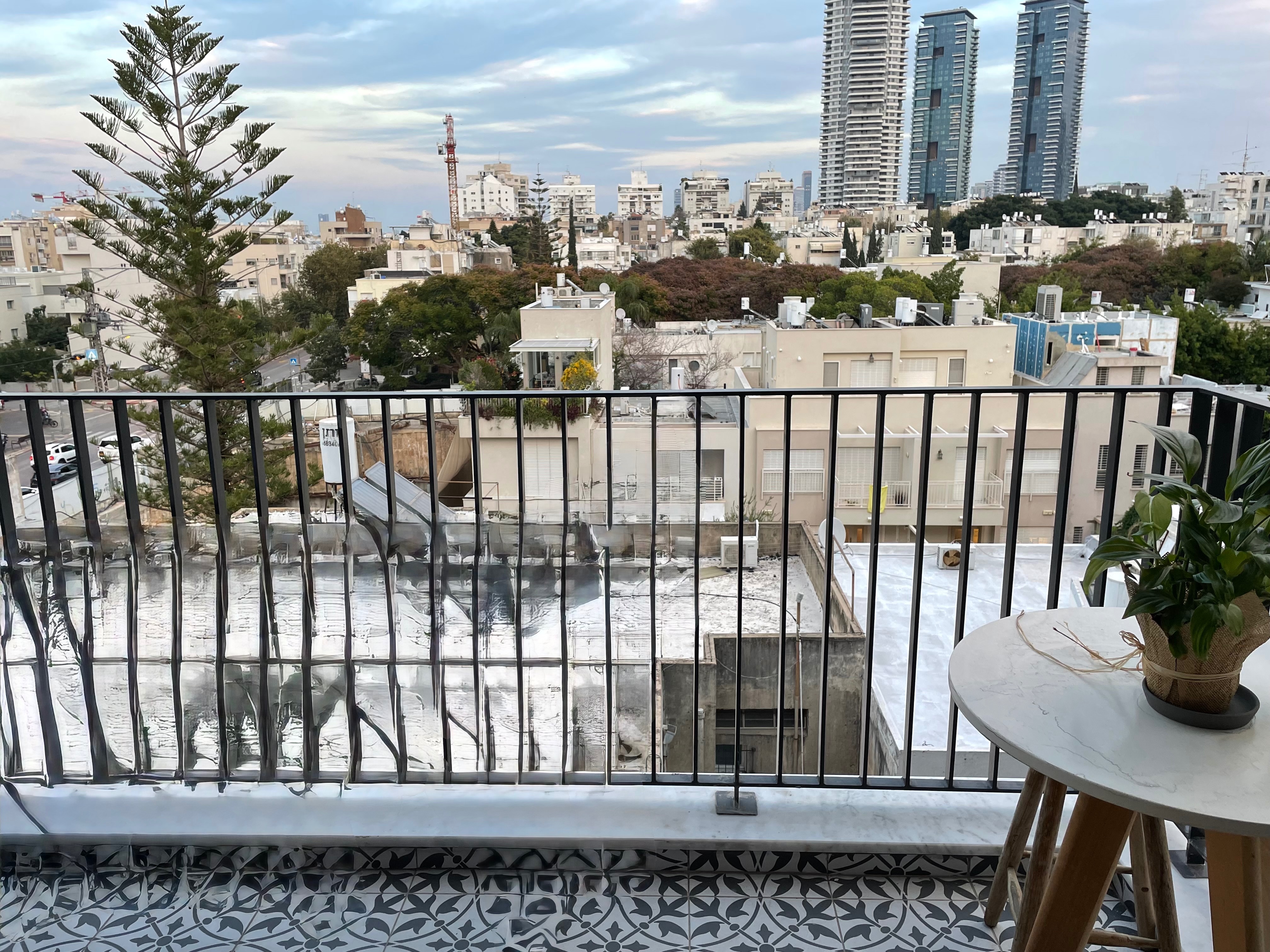 רב צעיר - 4