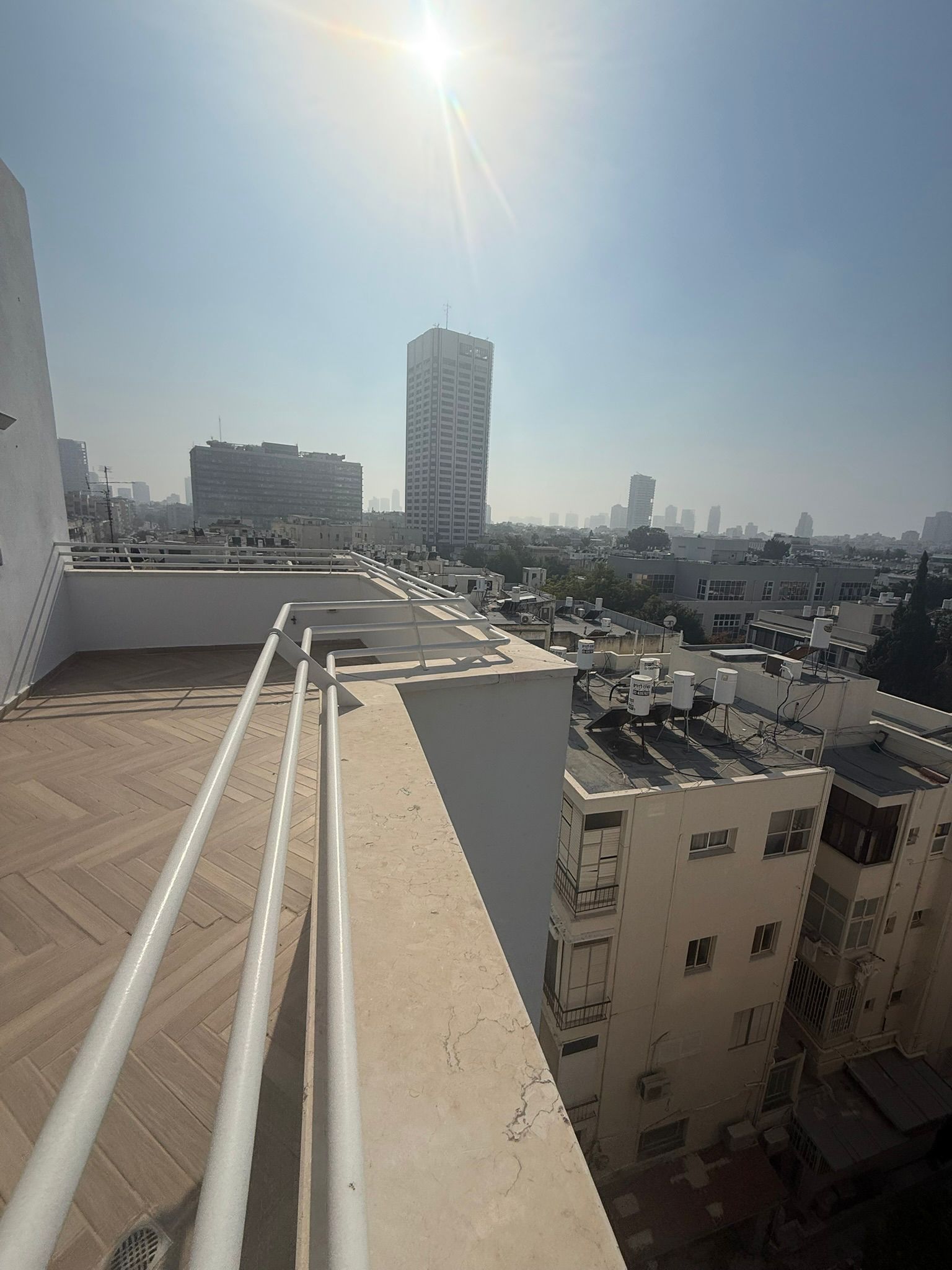 אלחריזי - 13